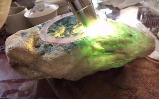 买翡翠原石搞笑图片买翡翠原石搞笑图片带字