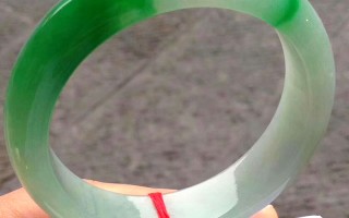 翡翠手镯条宽度翡翠手镯条宽度多少