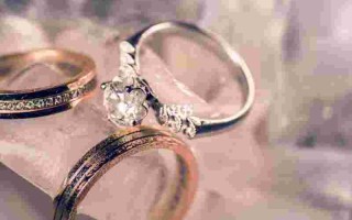 钻戒定制便宜还是成品便宜钻戒定制便宜还是成品便宜呢