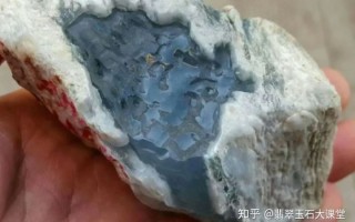 翡翠原石开窗肉粗翡翠原石开窗扒皮切割