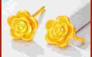 老年人黄金耳环几颗最好,黄金耳环2020年最流行款式老年人多少克好看