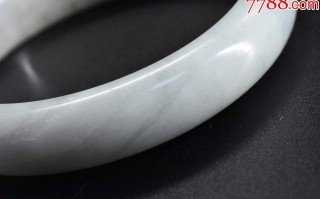 黑灰色翡翠手镯,黑灰色翡翠手镯图片