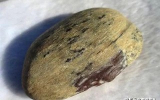 怎样区分翡翠原石,翡翠原石怎么分辨