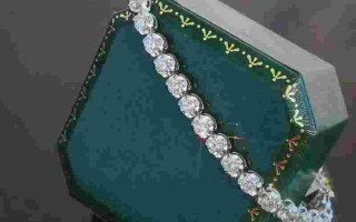 015克拉钻石值多少钱5克拉钻石值多少钱