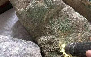 赌石被骗报警有用吗,网购翡翠原石被骗怎么办