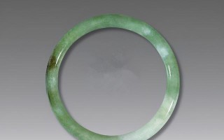 2万元翡翠手镯怎么样,翡翠手镯300元以下