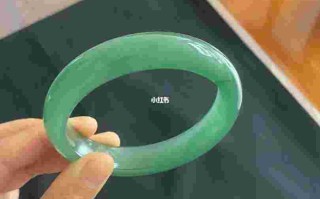 独龙玉什么颜色的最好,独龙玉什么颜色的最好看图片