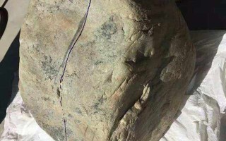 可靠翡翠毛料原石知识,翡翠玉石毛料鉴别