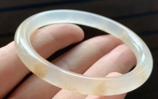 什么玉手镯最好翡翠手镯什么玉上品