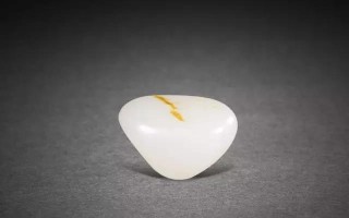 玩料为何会成为和田玉籽料中最贵的一族？