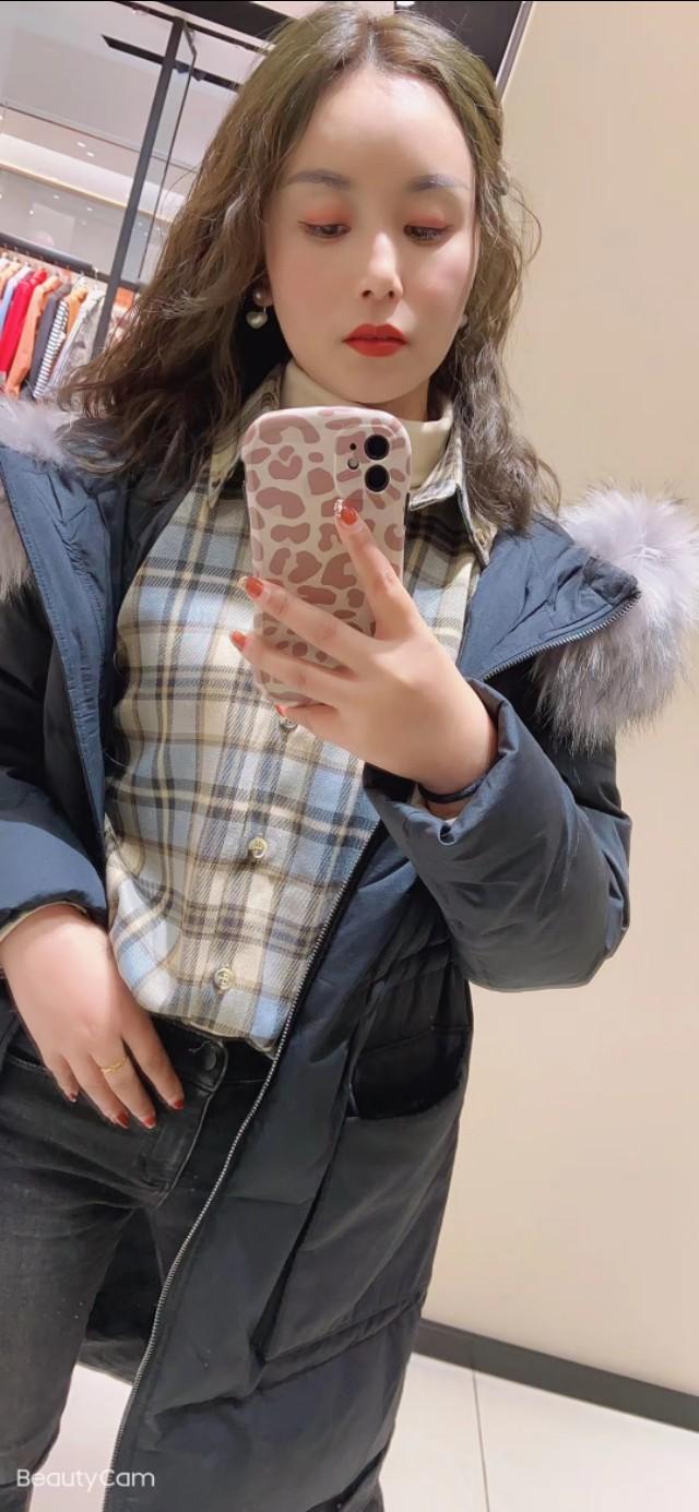 买了一只翡翠手镯,请大家帮忙看看,是否真货,价值几何?-第3张图片-翡翠网 买了一只翡翠手镯,请大家帮忙看看,是否真货,价值几何?-第3张图片-翡翠网