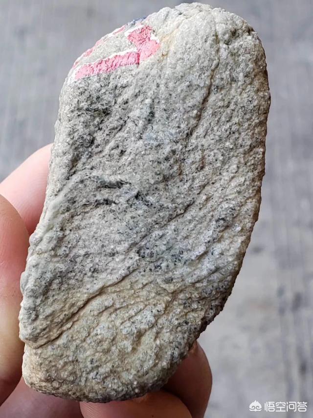 如何判断翡翠的变种？