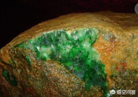 翡翠原石如何辨认?-第4张图片-翡翠网 翡翠原石如何辨认?-第4张图片-翡翠网