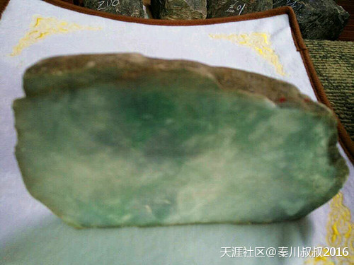 罕见!54公斤缅甸原石开出满料翡翠-第10张图片-翡翠网 罕见!54公斤缅甸原石开出满料翡翠-第10张图片-翡翠网