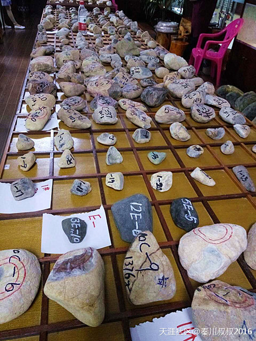 罕见!54公斤缅甸原石开出满料翡翠-第7张图片-翡翠网 罕见!54公斤缅甸原石开出满料翡翠-第7张图片-翡翠网