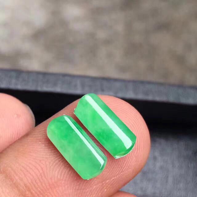 翡翠和玉髓有什么区别?为什么价格差别那么大?-第6张图片-翡翠网 翡翠和玉髓有什么区别?为什么价格差别那么大?-第6张图片-翡翠网