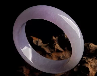 翡翠玉手镯款式(转载)-第3张图片-翡翠网 翡翠玉手镯款式(转载)-第3张图片-翡翠网