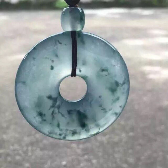 太有用了、值得收藏!翡翠界十五大重点知识整合!-第2张图片-翡翠网 太有用了、值得收藏!翡翠界十五大重点知识整合!-第2张图片-翡翠网