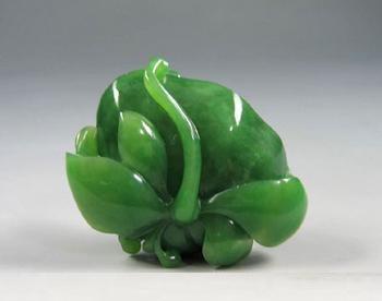 碧玉是什么,它和翡翠有什么区别?-第2张图片-翡翠网 碧玉是什么,它和翡翠有什么区别?-第2张图片-翡翠网