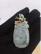 物无二类 得者倾其心----一件如意翡翠的制作心路-第2张图片-翡翠网 物无二类 得者倾其心----一件如意翡翠的制作心路-第2张图片-翡翠网