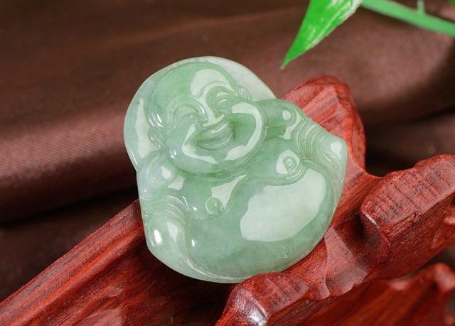 白玉和翡翠有什么区别?-第6张图片-翡翠网 白玉和翡翠有什么区别?-第6张图片-翡翠网