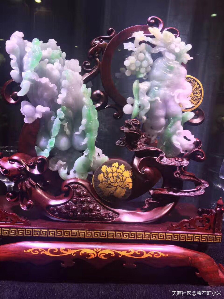 翡翠摆件的摆放风水学,你知道吗?看看你家的摆件摆放对了没?