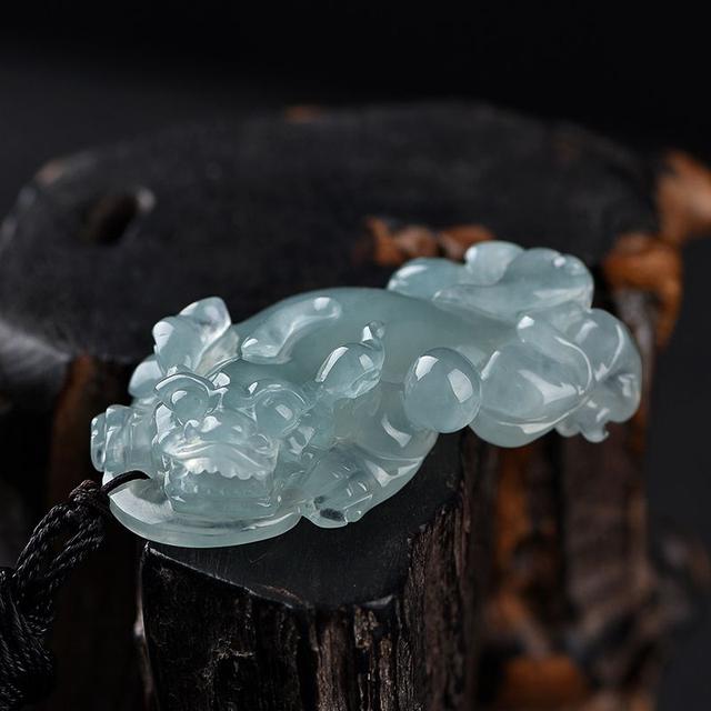 准备入手一对翡翠貔貅,翡翠貔貅怎么区分公母?-第3张图片-翡翠网 准备入手一对翡翠貔貅,翡翠貔貅怎么区分公母?-第3张图片-翡翠网