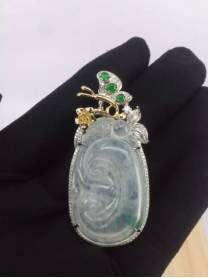 物无二类 得者倾其心----一件如意翡翠的制作心路-第9张图片-翡翠网 物无二类 得者倾其心----一件如意翡翠的制作心路-第9张图片-翡翠网