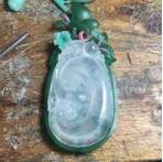 物无二类 得者倾其心----一件如意翡翠的制作心路-第5张图片-翡翠网 物无二类 得者倾其心----一件如意翡翠的制作心路-第5张图片-翡翠网