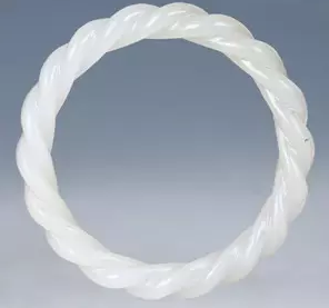 翡翠玉手镯款式(转载)-第12张图片-翡翠网 翡翠玉手镯款式(转载)-第12张图片-翡翠网