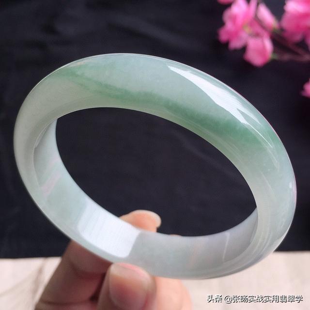 几百元和几万、几十万、几百万、几千万、几个亿的翡翠的差距在哪里?-第2张图片-翡翠网 几百元和几万、几十万、几百万、几千万、几个亿的翡翠的差距在哪里?-第2张图片-翡翠网