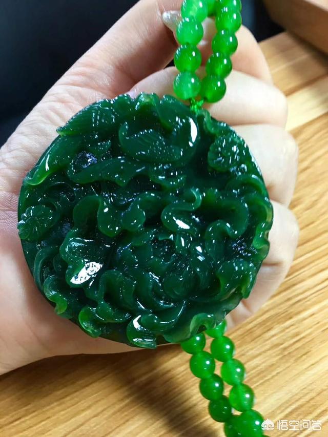 碧玉与翡翠的区别是什么?-第4张图片-翡翠网 碧玉与翡翠的区别是什么?-第4张图片-翡翠网