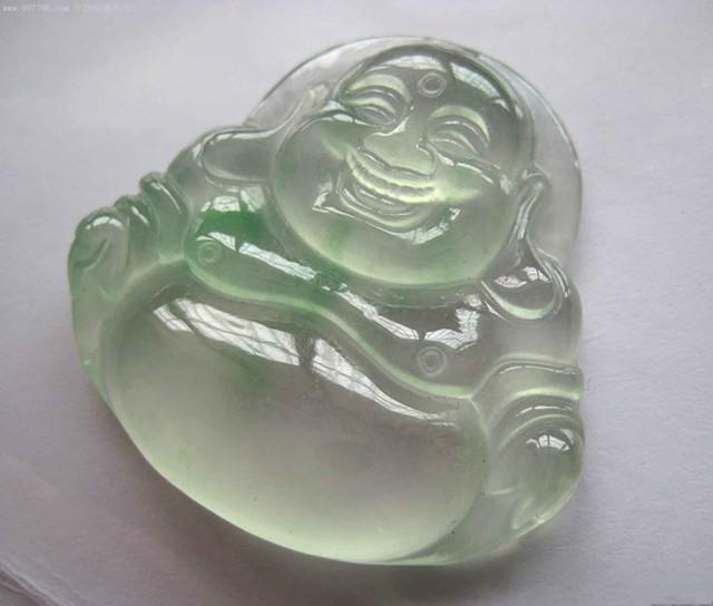 白玉和翡翠有什么区别?-第7张图片-翡翠网 白玉和翡翠有什么区别?-第7张图片-翡翠网