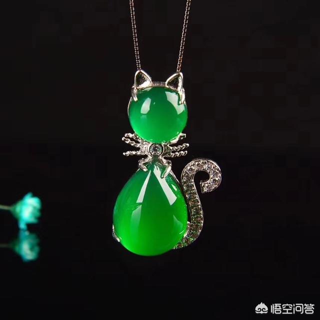 什么样的翡翠值得购买?-第3张图片-翡翠网 什么样的翡翠值得购买?-第3张图片-翡翠网