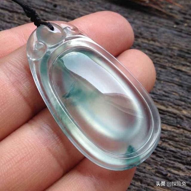 翡翠和玻璃好像分不开了，我们要怎样区别翡翠和玻璃呢？-第6张图片-翡翠网