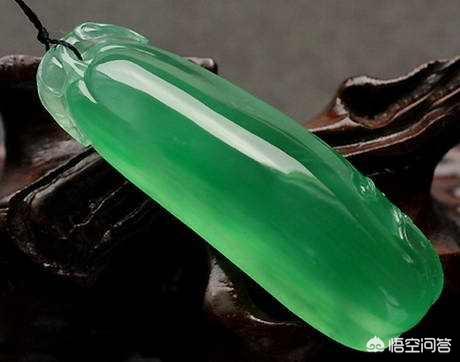 鉴别翡翠,最简单的方法是什么?-第2张图片-翡翠网 鉴别翡翠,最简单的方法是什么?-第2张图片-翡翠网