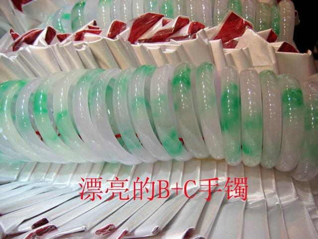 怎么快速判定翡翠的真假？