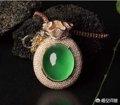 如何鉴定翡翠的价值?-第4张图片-翡翠网 如何鉴定翡翠的价值?-第4张图片-翡翠网