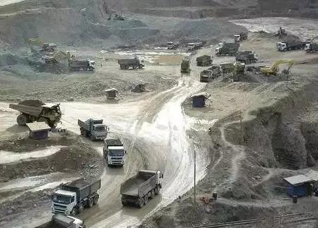 翡翠真的有那么贵吗?-第6张图片-翡翠网 翡翠真的有那么贵吗?-第6张图片-翡翠网