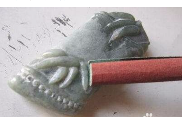 翡翠毛料如何抛光-第4张图片-翡翠网 翡翠毛料如何抛光-第4张图片-翡翠网