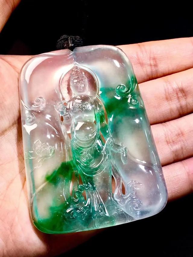 翡翠的价值高吗?-第3张图片-翡翠网 翡翠的价值高吗?-第3张图片-翡翠网