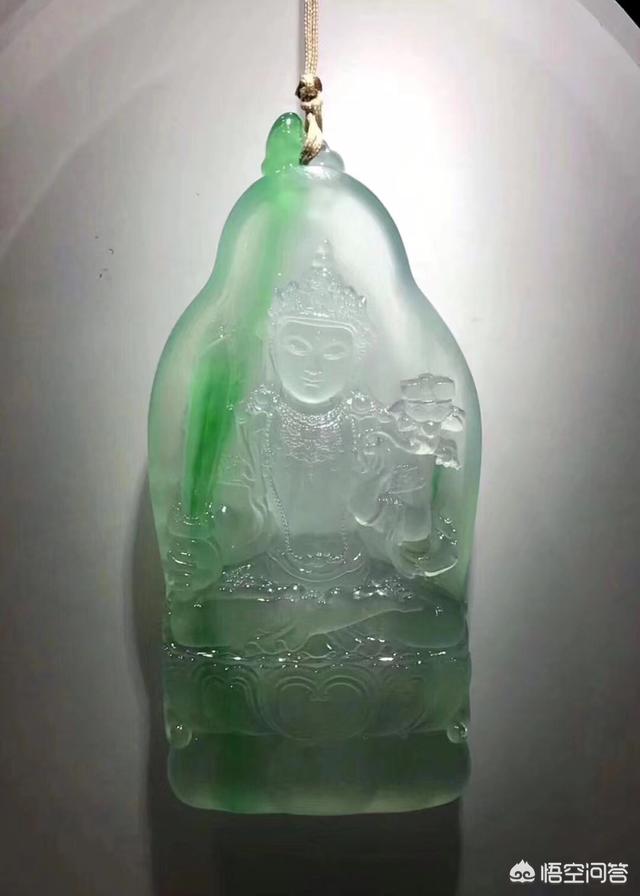 翡翠原石是怎样给人惊喜的?-第3张图片-翡翠网 翡翠原石是怎样给人惊喜的?-第3张图片-翡翠网