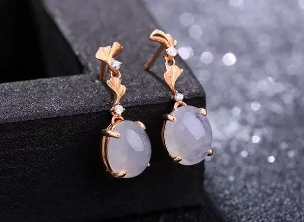 翡翠真的有那么贵吗?-第8张图片-翡翠网 翡翠真的有那么贵吗?-第8张图片-翡翠网