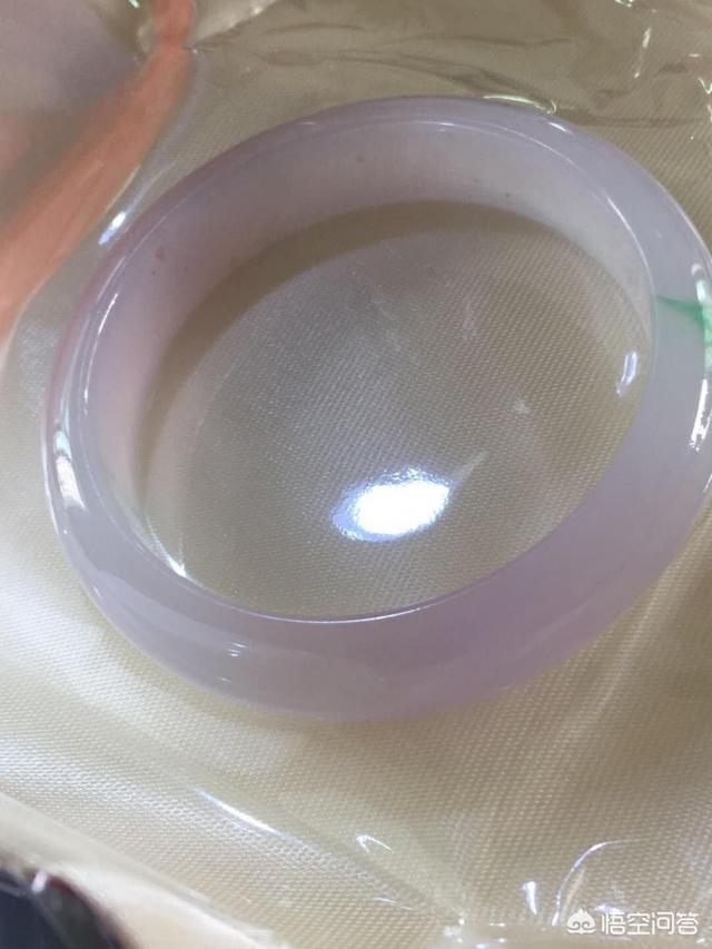 20多年前在缅甸买的手镯,这是什么种类的翡翠呢?-第3张图片-翡翠网 20多年前在缅甸买的手镯,这是什么种类的翡翠呢?-第3张图片-翡翠网