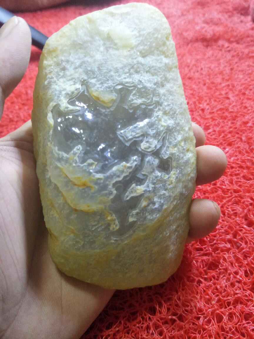 翡翠原石刷皮料能不能玩？-第1张图片-翡翠网