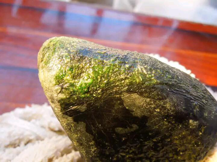 翡翠原石刷皮料能不能玩？-第8张图片-翡翠网