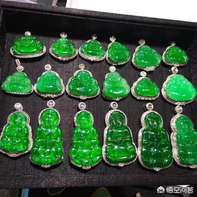 如何分辨翡翠原石种水和颜色?-第3张图片-翡翠网 如何分辨翡翠原石种水和颜色?-第3张图片-翡翠网