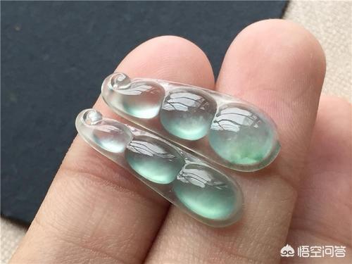 翡翠饰品中,最常见的吉样图案有哪些?-第4张图片-翡翠网 翡翠饰品中,最常见的吉样图案有哪些?-第4张图片-翡翠网