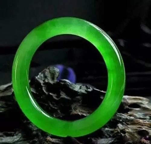 翡翠国是哪里?-第1张图片-翡翠网 翡翠国是哪里?-第1张图片-翡翠网