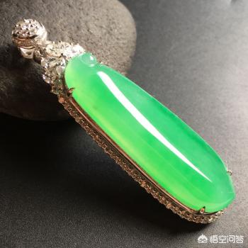 玉镯A货和B货有什么区别?-第3张图片-翡翠网 玉镯A货和B货有什么区别?-第3张图片-翡翠网